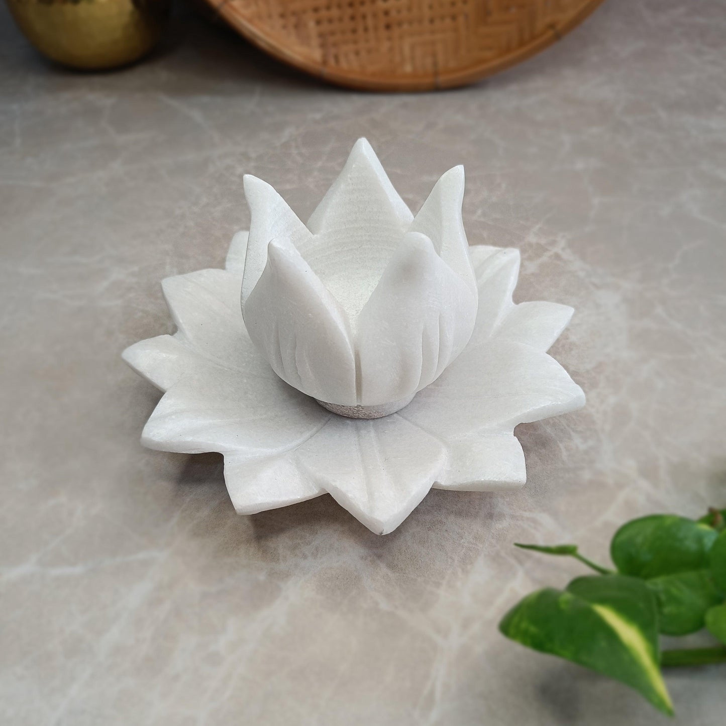 Marble Candle Holder With Floral Plate - Artisanal India