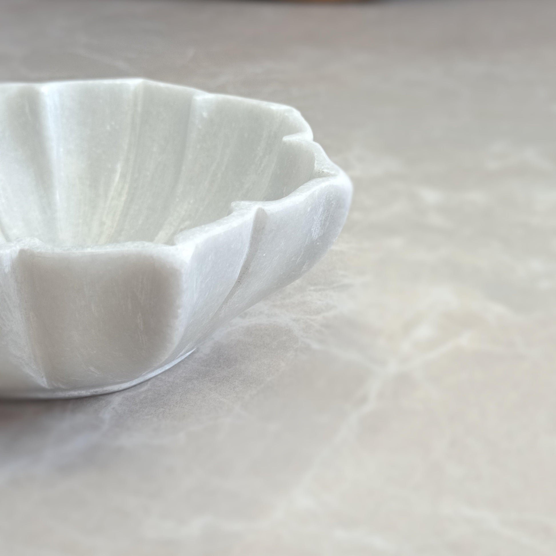 Marble Padma Urli 6 inch - Artisanal India