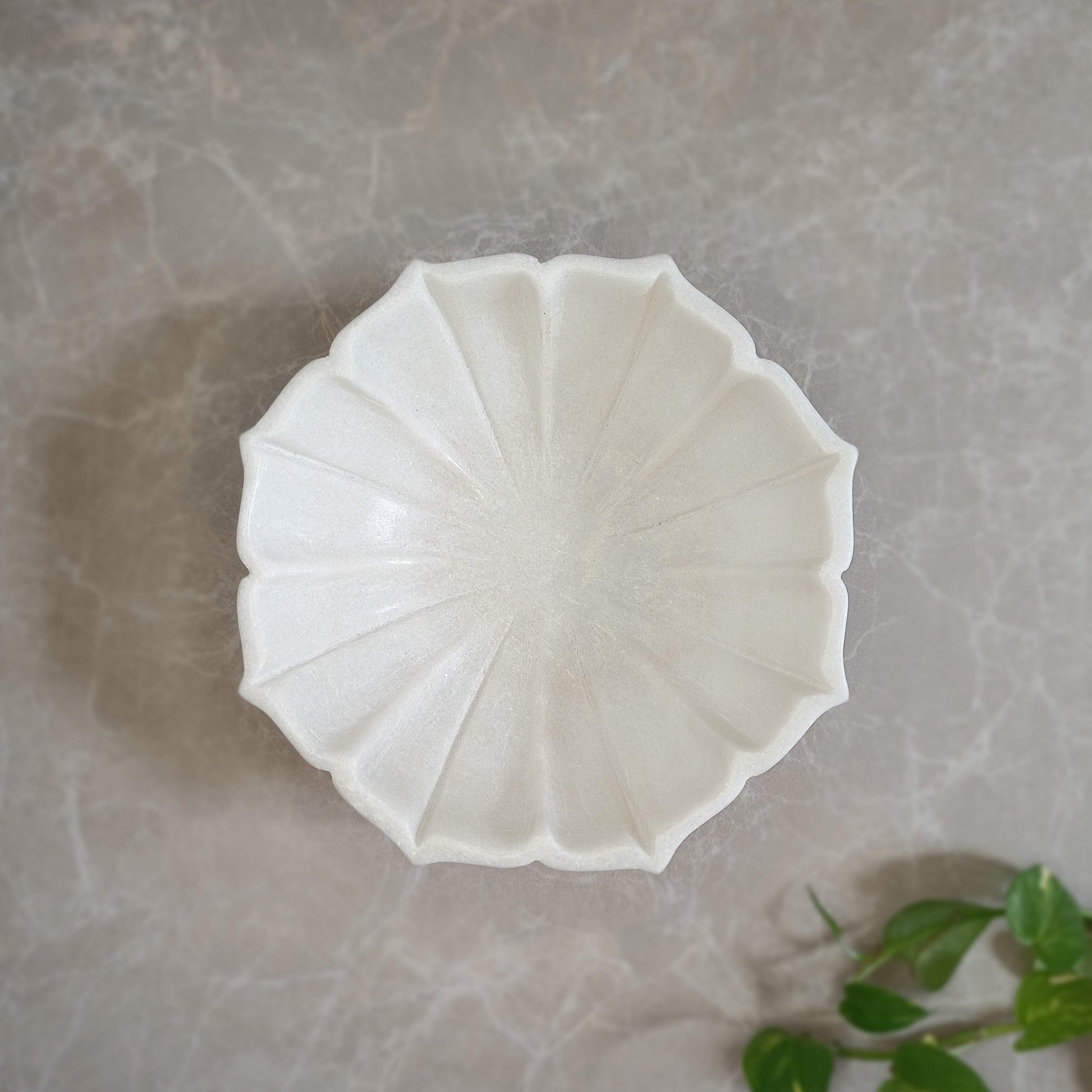 Marble Padma Urli 9 inch - Artisanal India