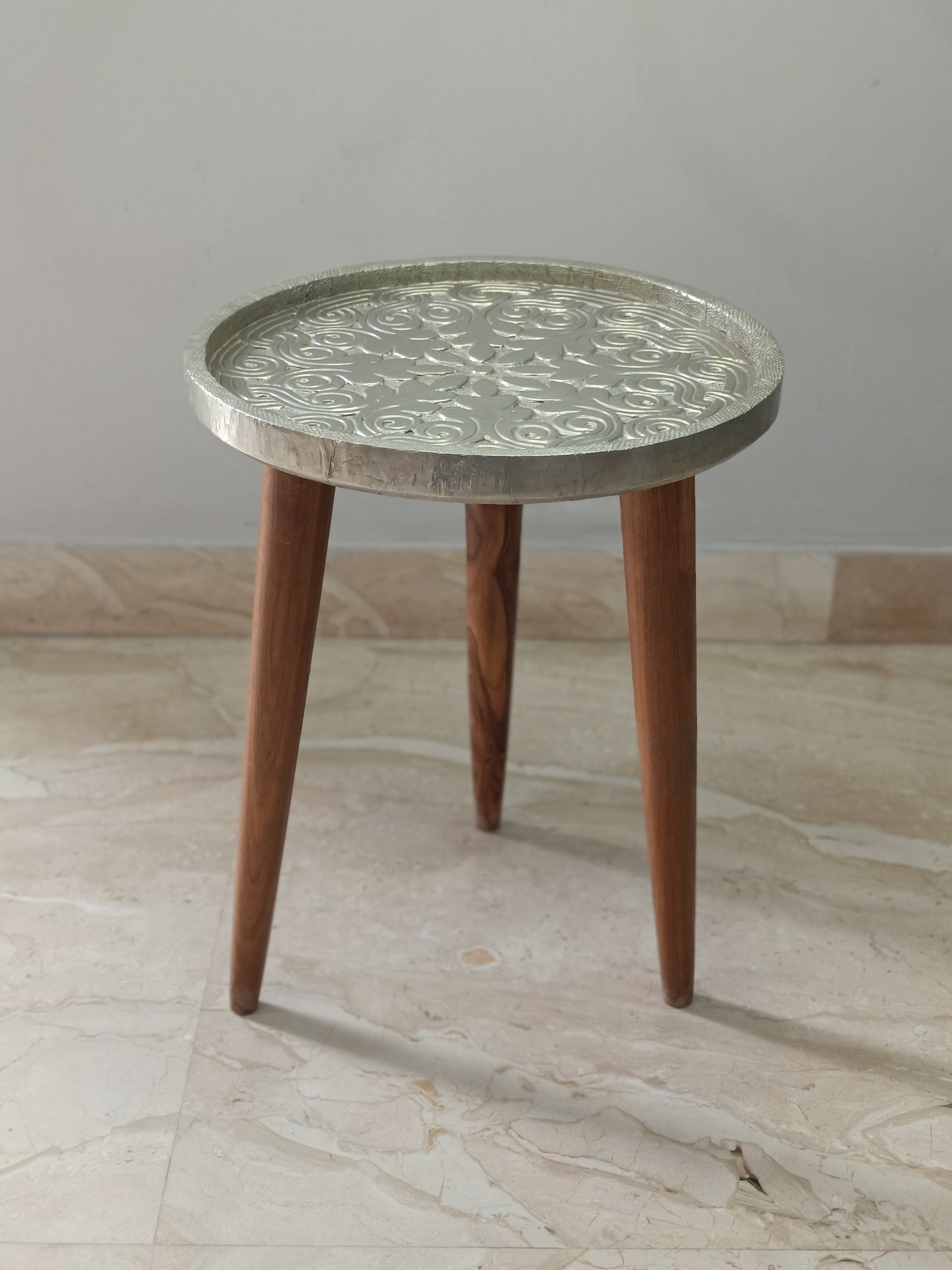 Faux Silver And Wood Rosette Side Table - Artisanal India