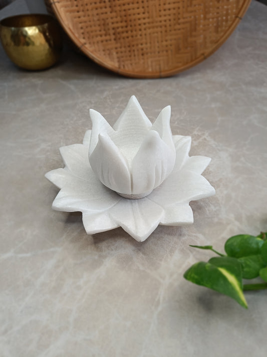 Marble Lotus Candle Holder With Floral Plate