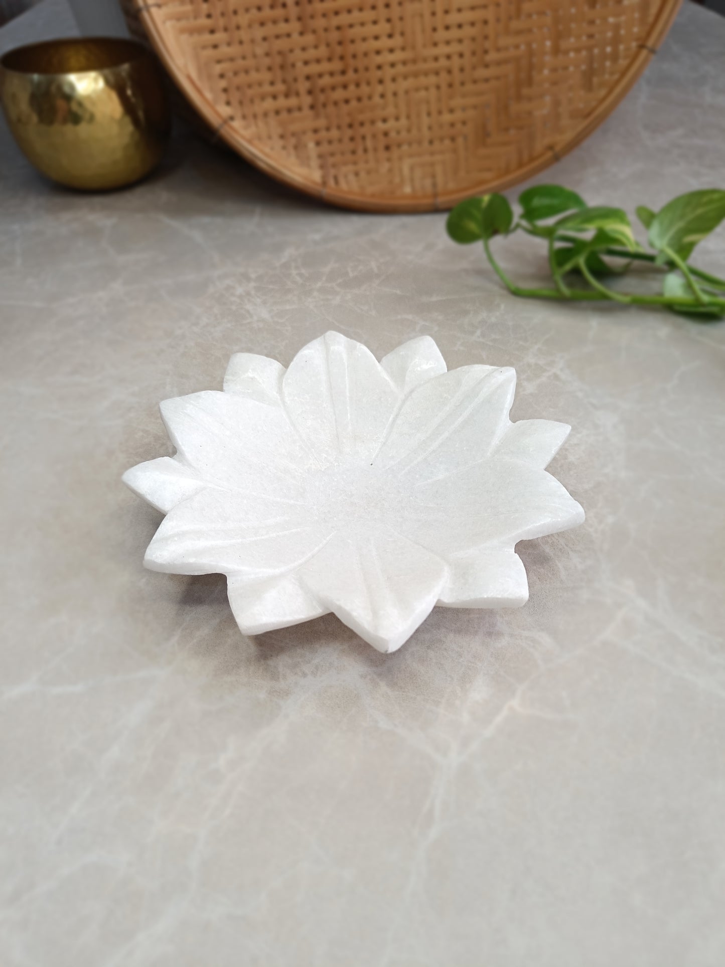 Marble Lotus Candle Holder With Floral Plate