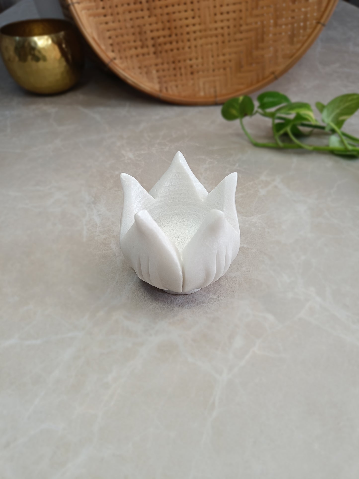 Marble Lotus Candle Holder With Floral Plate